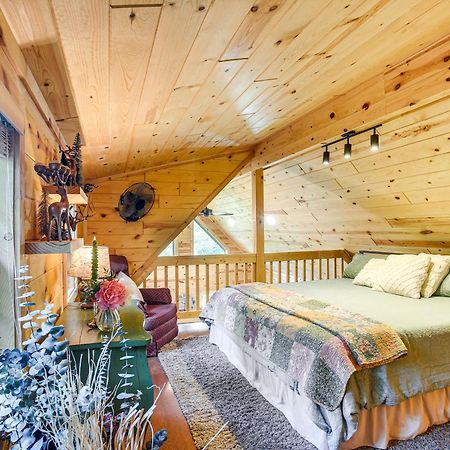 Idyllic Cabin In The Heart Of Hocking Hills Rockbridge Exteriör bild