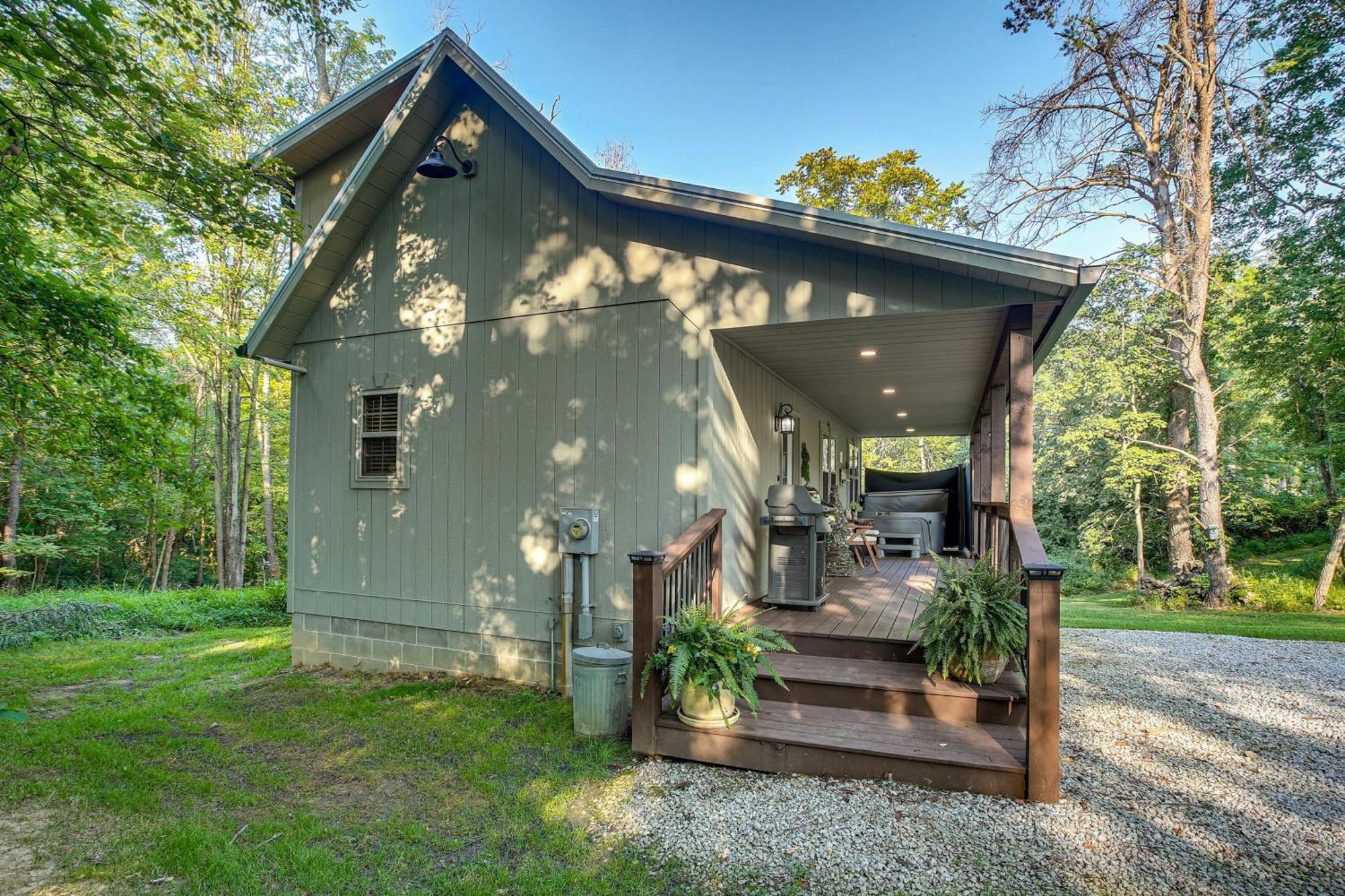 Idyllic Cabin In The Heart Of Hocking Hills Rockbridge Exteriör bild